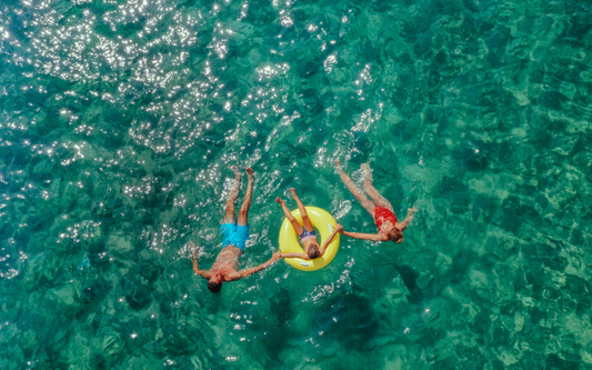 Hair, Skin & Sun: Why Minerals Matter More in Warmer Months